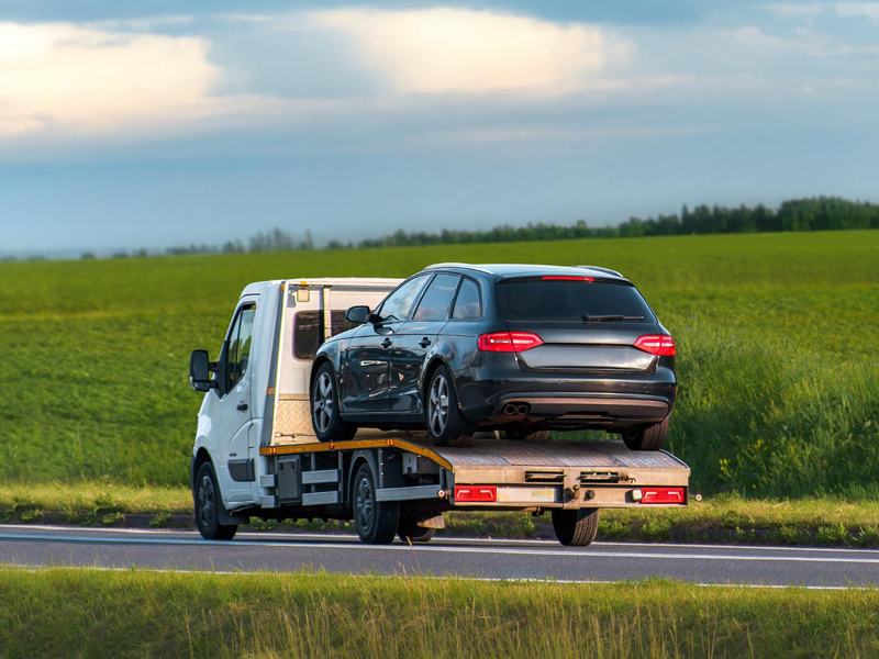 Station wagon çekici taşıması
